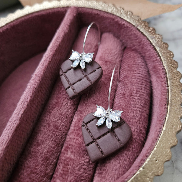 Sable Brown Quilted Bow Spade Hoops